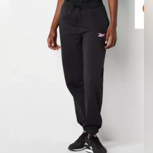 REEBOK IWomen’ Black Trainning pants, pink logo